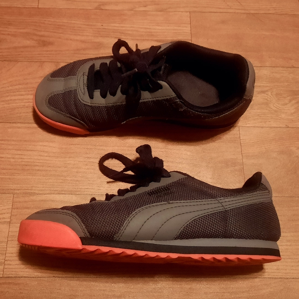 SOLD Puma Size 3 Big Boys Shoes